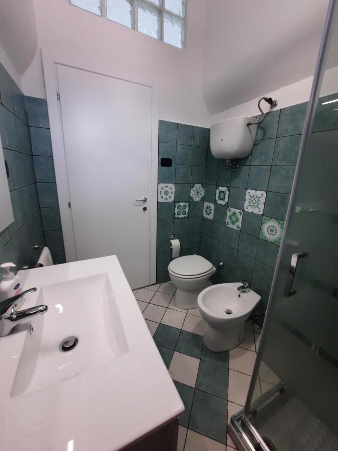 Casa Vacanza Serena Lecce Exteriör bild